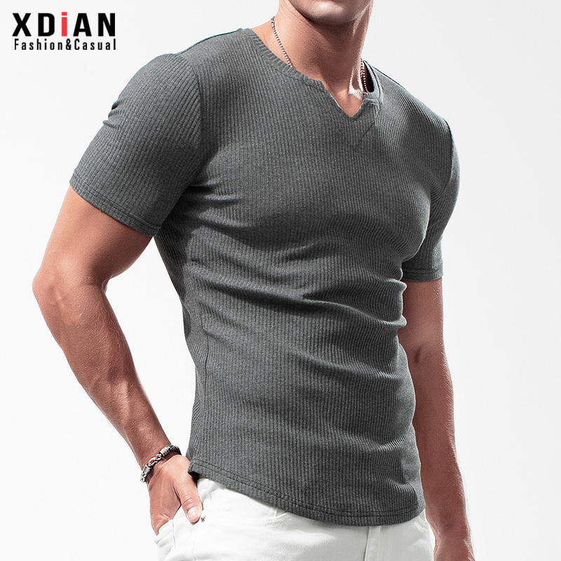 Men's Short-Sleeved T-Shirt with Threaded Fabric, Short in the Front and Long in the Back, Made of Pure Cotton, Breathable, Stretchy, Slim-Fit, Base Layer Shirt, Summer Trendy