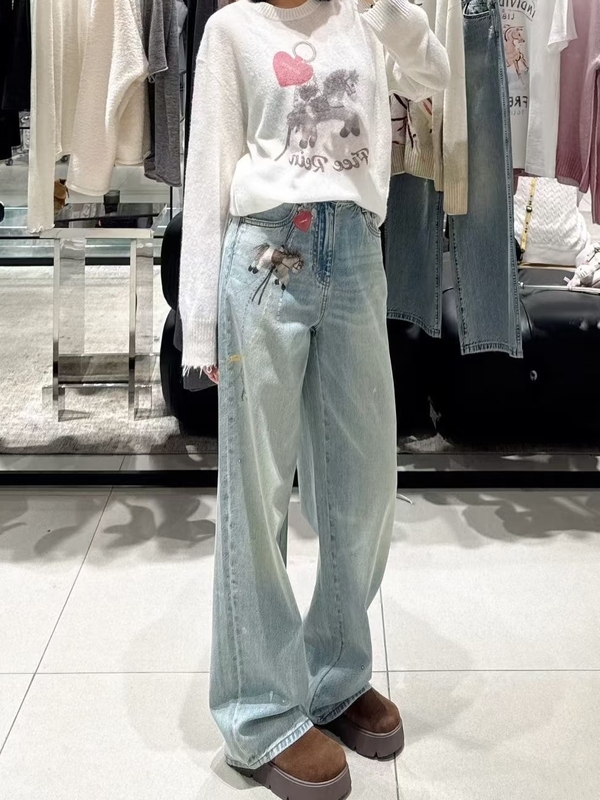 In-Stock Jeans 2026 Spring New Collection Year of the Horse Series White Ink Print Rhinestone Vintage Wash Mbf1Jen041