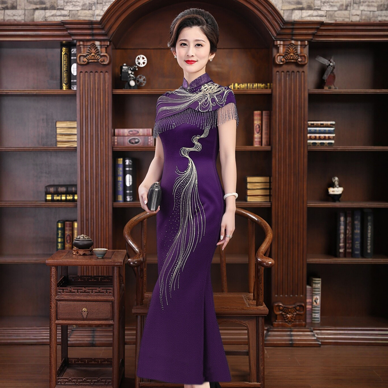High-End Mother-Of-The-Bride Wedding Dress 2026 Autumn and Winter New Style Young Mother-Of-The-Bride Wedding Modified Cheongsam Fishtail Dress