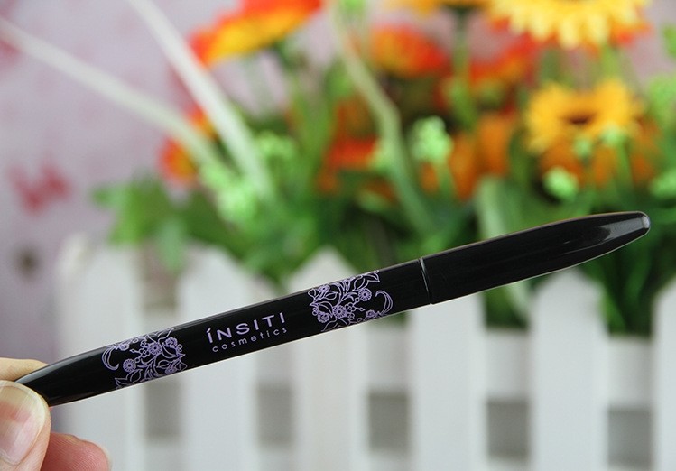 Bút kẻ mắt chính hãng INSITI Yi Shi Ting cứng đầu đen không thấm nước lâu trôi và mồ hôi không nở bút kẻ mắt dạng lỏng eyeliner tốt
