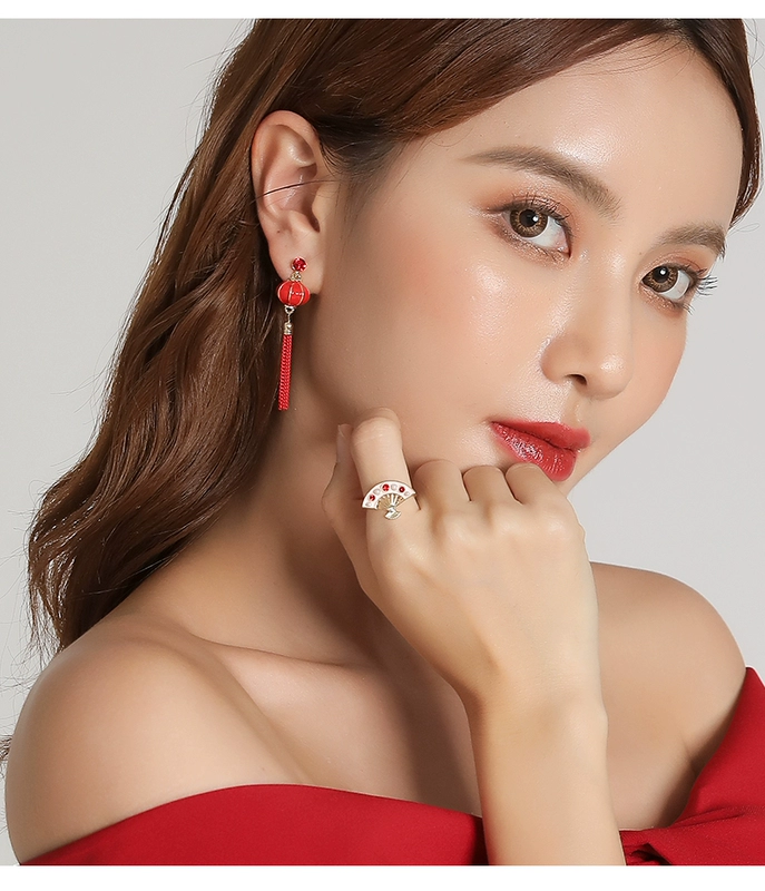Phong cách dân tộc trang điểm khuôn mặt nhẫn nữ kiếm Ma Dan Guofeng nhẫn ngón trỏ mở điều chỉnh thiết kế ngách thiết kế retro nhẫn - Nhẫn