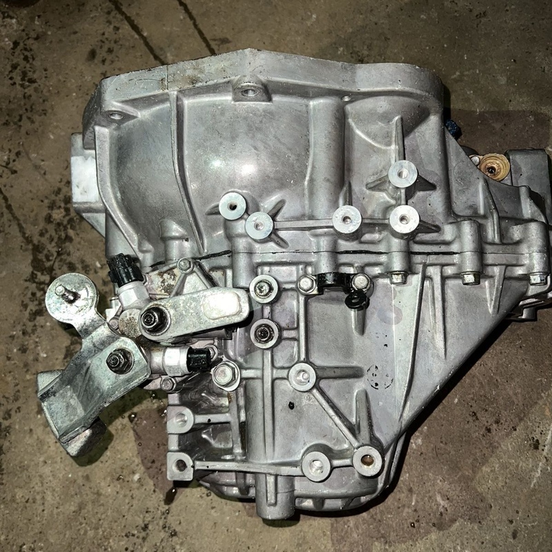 Dongfeng Yufeng Manual Transmission Assembly Nissan Zd25 Six-Speed Diesel Gearbox Assembly Dongfeng Yufeng Manual Transmission Assembly Nissan Zd25 Six-Speed Diesel Gearbox Assembly