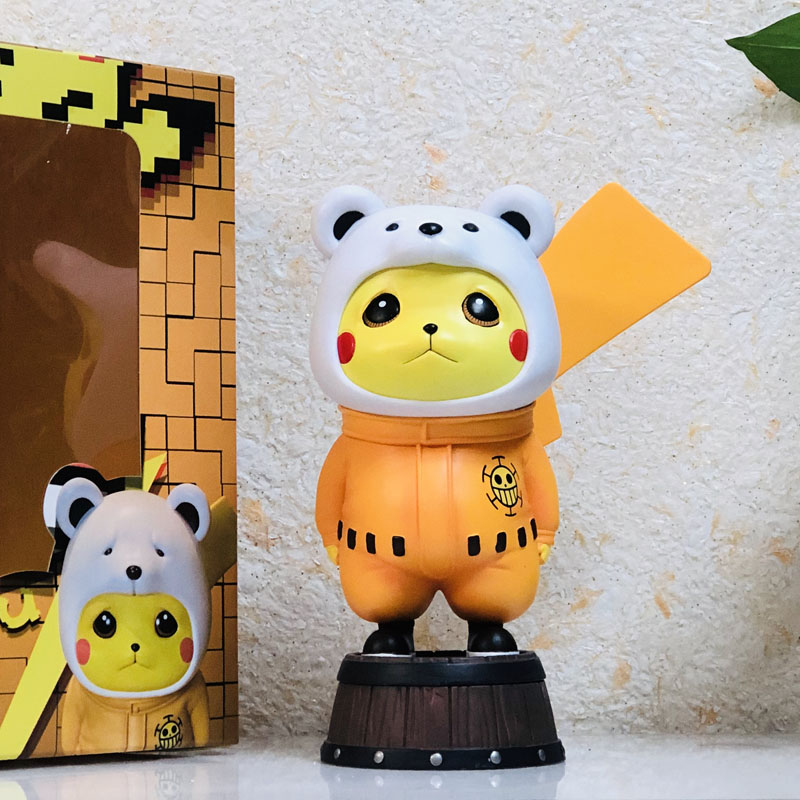 Sea Thief King COS Bebo Bear GK Tsuchu Pikachu Pikachu Changing Adorable Model Oversized Figurines Model Pendulum