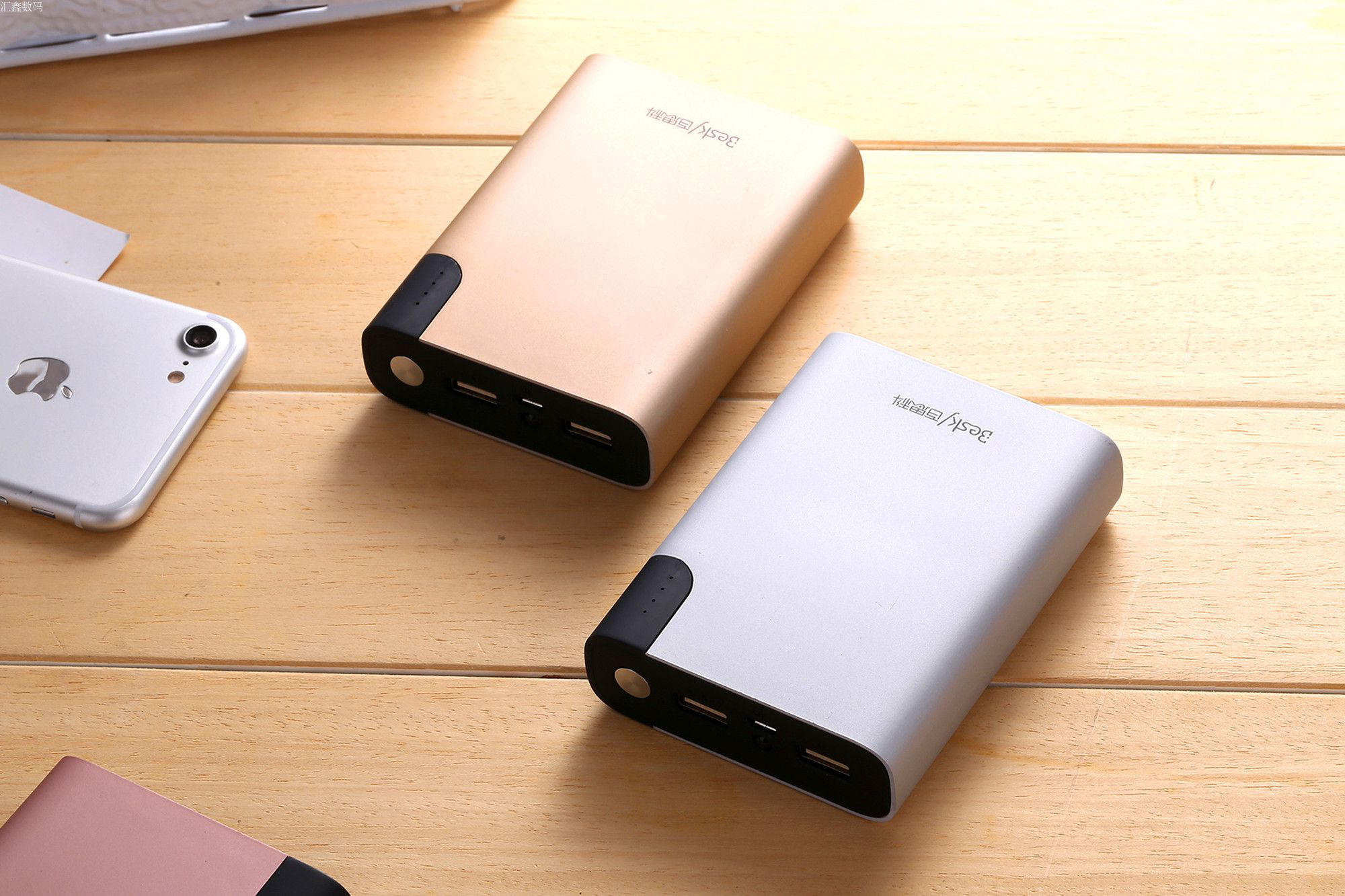 Chụp và giảm hàng trăm điện thoại di động siêu mỏng 10000 mAh chính hãng của Cisco - Ngân hàng điện thoại di động sạc dự phòng energizer 10000mah