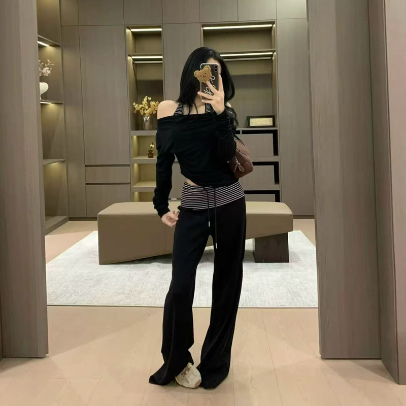 Korean 2026 Autumn New Fashion Stylish Slimming Fake Two-Piece Halter Top + Striped Casual Pants Women's Set