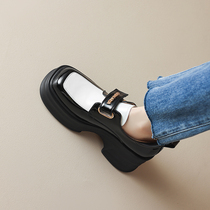 Thick sole English wind Little leather shoes laxy soles magic pastry blind shoes coarse heels black and white color piece small