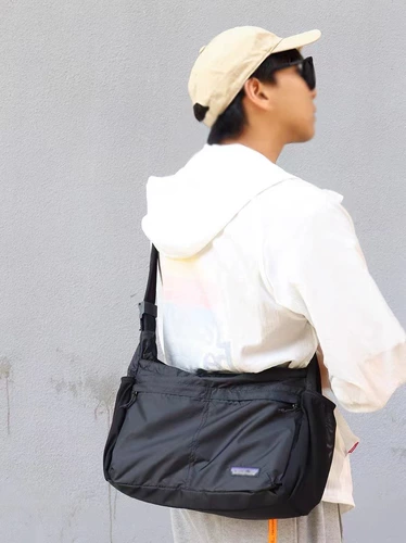 Вместительная и большая водонепроницаемая сумка через плечо, складная сумка на одно плечо для отдыха, коллекция 2023