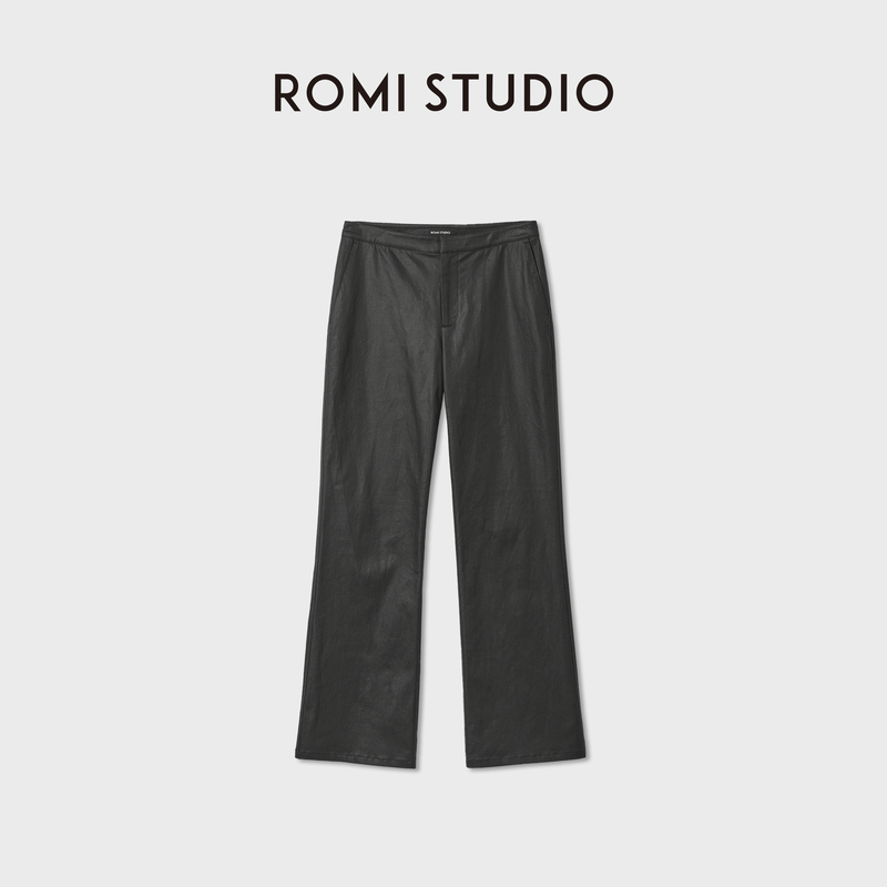 Romi Studio Triple Oil-Wax Coating, Misty Feel, Water-Repellent, Elegant Micro-Flared Cropped Pants Rwdaxe5930