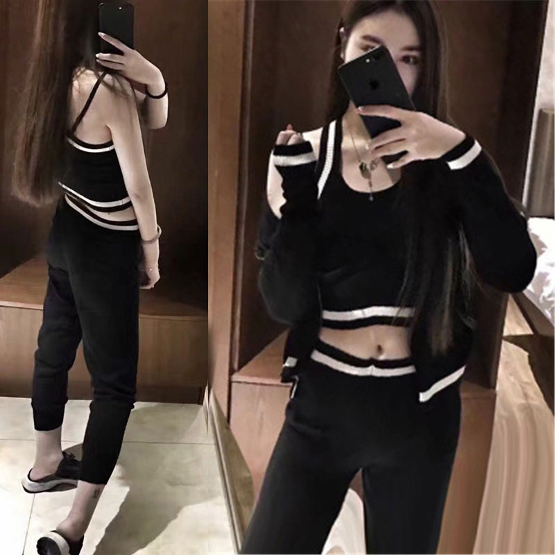 Fitness and leisure sports suit women's spring and autumn 2022 new fashion Western style net red knitted cardigan three-piece tide