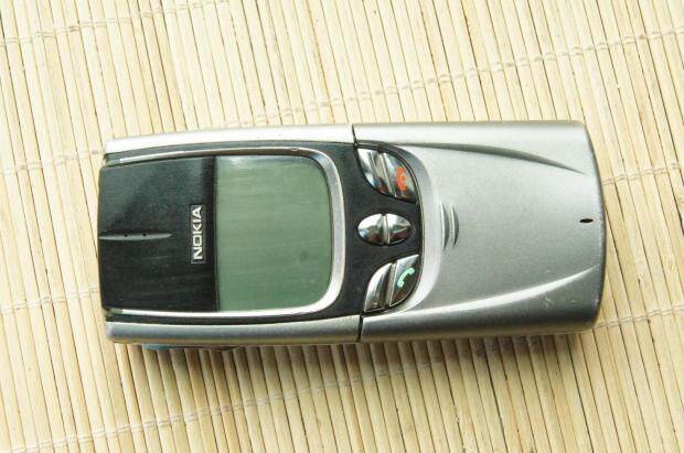 NOKIA8850 Classic Luxurious Metal Nostalgic Antique Old Mobile Phone Original no renovation