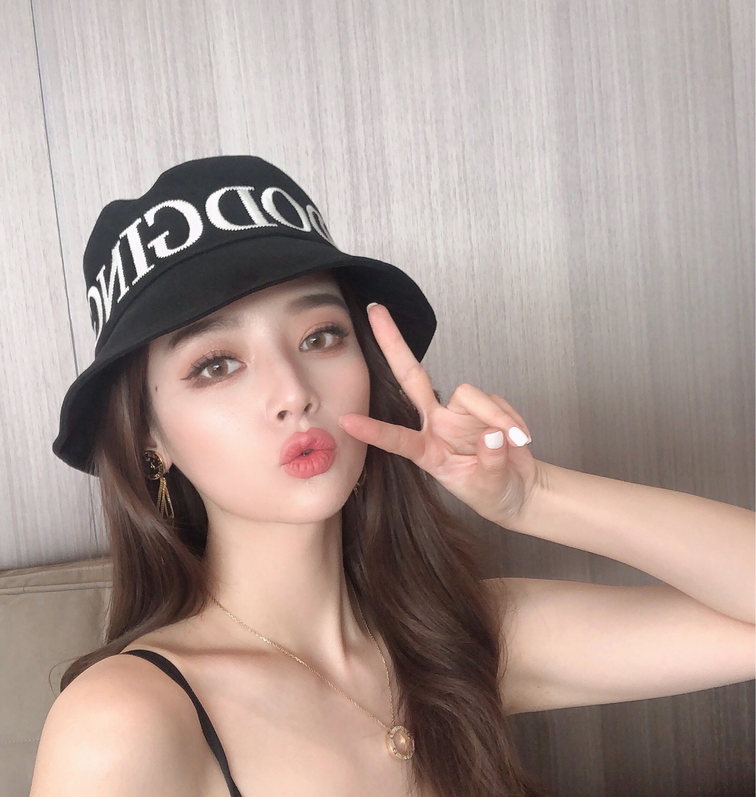New fashionable letter fisherman hats for Japanese summer, versatile basin hats for men and women, sun hats, and casual hats detail image 19