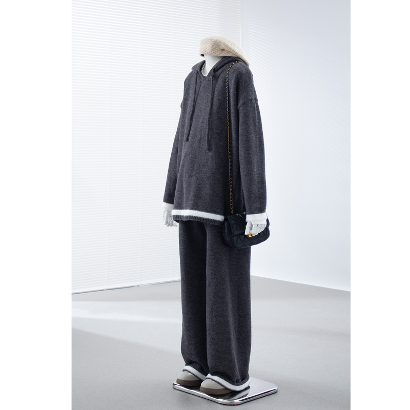 Pregnant Women's Spring Clothing 2026 New Stylish Outfits for Pregnancy, Autumn and Winter Plus-Size Sweaters and Pants, Lazy Style Two-Piece Set