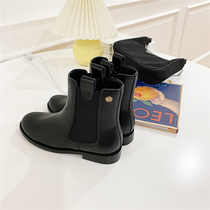 Xiao Xiangfeng leather flat-bottom Chelsea boots womens short-tube locomotive boots elastic short boots Joker Martin boots Skinny boots winter
