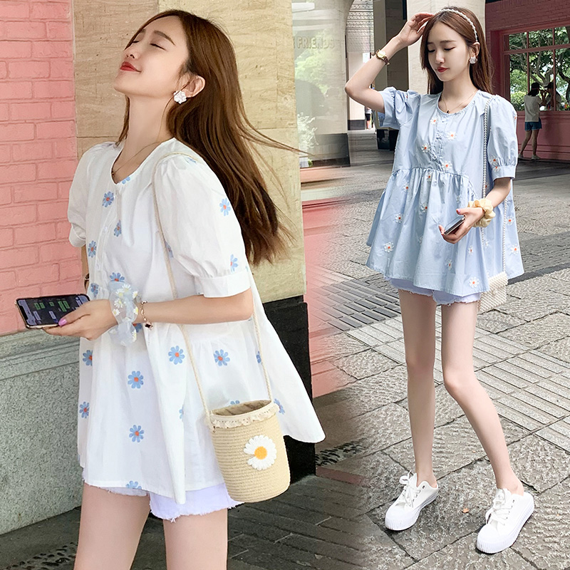 2022 new summer fashion maternity clothes hot mom daisy embroidered maternity top loose outgoing shirt women