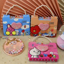 Kindergarten 61 Childrens Day Activities accompanied by the gift of the whole class Childrens birthday gifts back to elementary school students