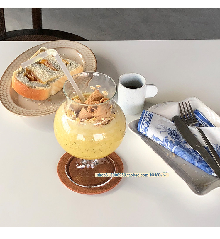 Pear-shaped glass large capacity transparent juice cup yogurt cup yogurt cup water Cup 450ml milk tea cup Goblet