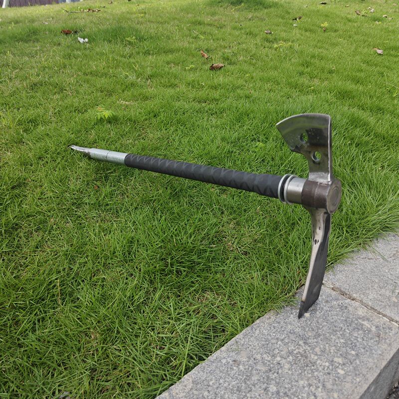 One-Piece Forged Agricultural Pickaxe for Digging Bamboo Shoots, Mountain Hoe, Tree Root and Wooden Pile Digging Tool, Cross-Shaped Pickaxe, Dual-Purpose Pickaxe and Axe