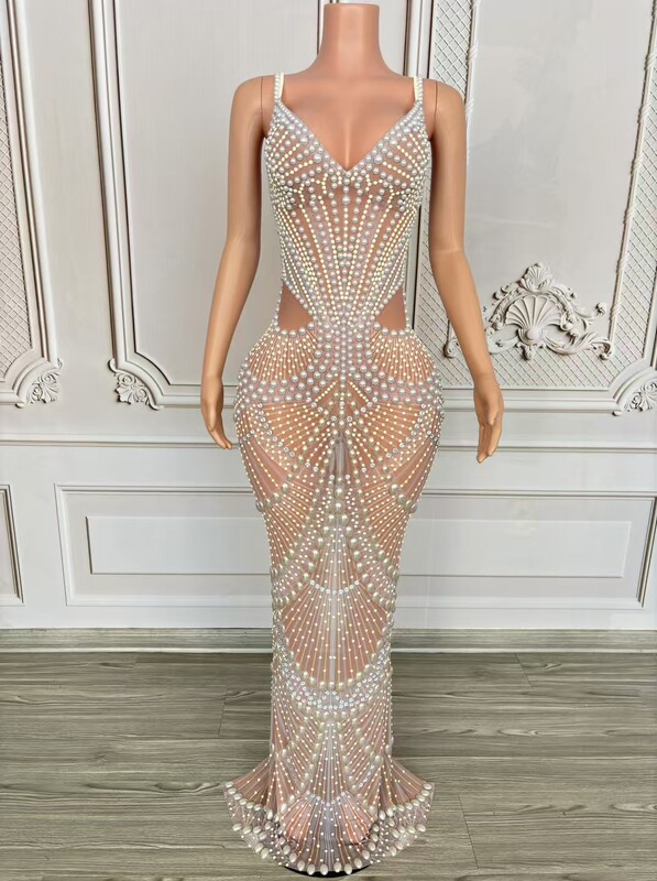 High-Quality Elegant Beaded Pearl and Diamond Hollow-Out Long Train Gown for Engagement Party Cocktail Party Evening Dress