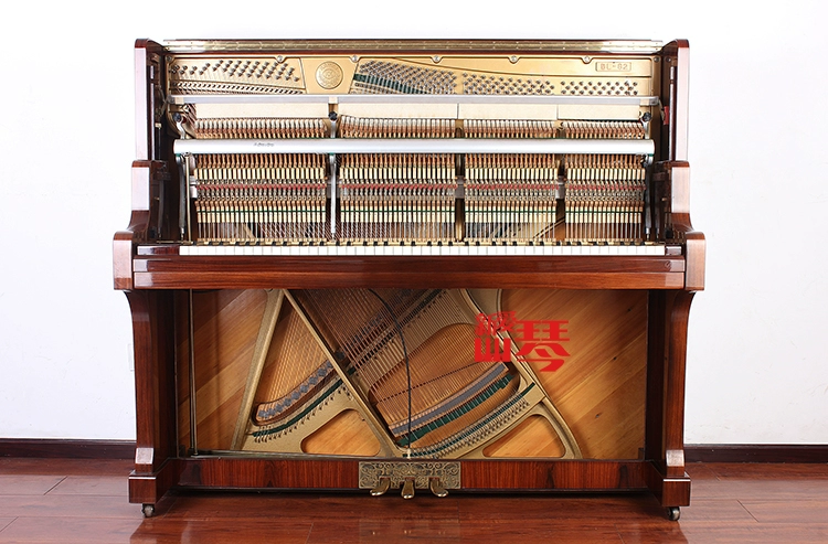 Nhật Bản nguyên bản đàn piano KAWAI kavai BL82 131 chiều cao màu gỗ phổ bảng sáng - dương cầm đàn piano nhỏ