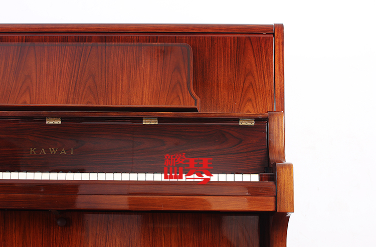 Nhật Bản nguyên bản đàn piano KAWAI kavai BL82 131 chiều cao màu gỗ phổ bảng sáng - dương cầm 	giá 1 cây đàn piano điện	