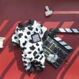 Одежда для домашних животных, четыре -футболка, собака, собака и кошка зима плюс бархатная домашняя одежда Тедди Биби фама