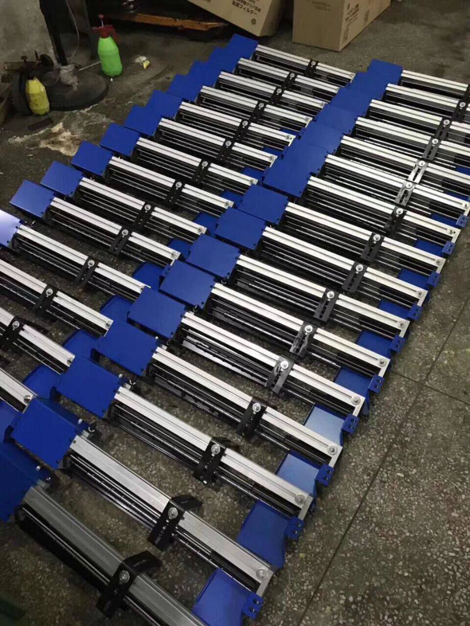 UHO automatic CNC lathe feeder feeder hardware accessories dispenser automatic separation modification thread