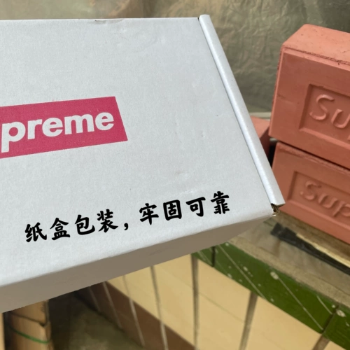 Европейский и американский совет Brick Red Tide Brand Sup Bricks 16FW Тенденция украшения Chunjiao Savior Zhiming Brick Collection