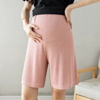 Розовые шорты