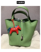 Серебряный вычет по умолчанию для трубы фруктовых зеленых