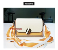 Гусино-желтый контрастный цвет