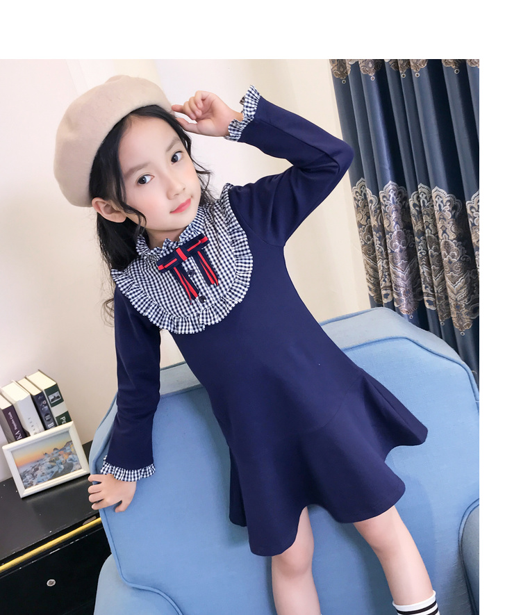 Váy bé gái mùa thu ở trẻ em nước ngoài lớn khâu váy dài tay 2018 Quần áo trẻ em mới váy trẻ em hai dây giả đầm trẻ em cao cấp