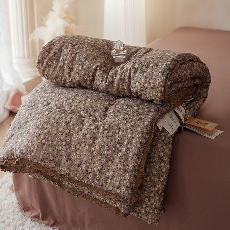Li Guanqi French-Style Vintage All-Cotton Crinkled Gauze Quilt, Machine Washable All-In-One Quilt, Autumn and Winter Pure Cotton Quilt Four-Piece Set Li Guanqi French-Style Vintage All-Cotton Crinkled Gauze Quilt, Machine Washable All-In-One Quilt, Autumn and Winter Pure Cotton Quilt Four-Piece Set