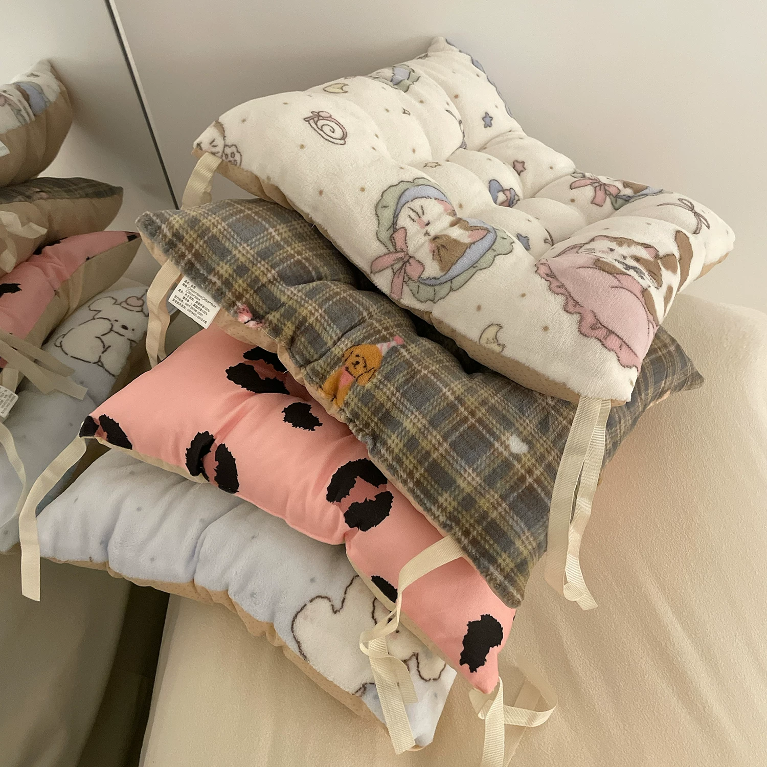 Милая тканевая подушка из плюша для офиса, дивана, ремня, Highchair, увеличенная толщина