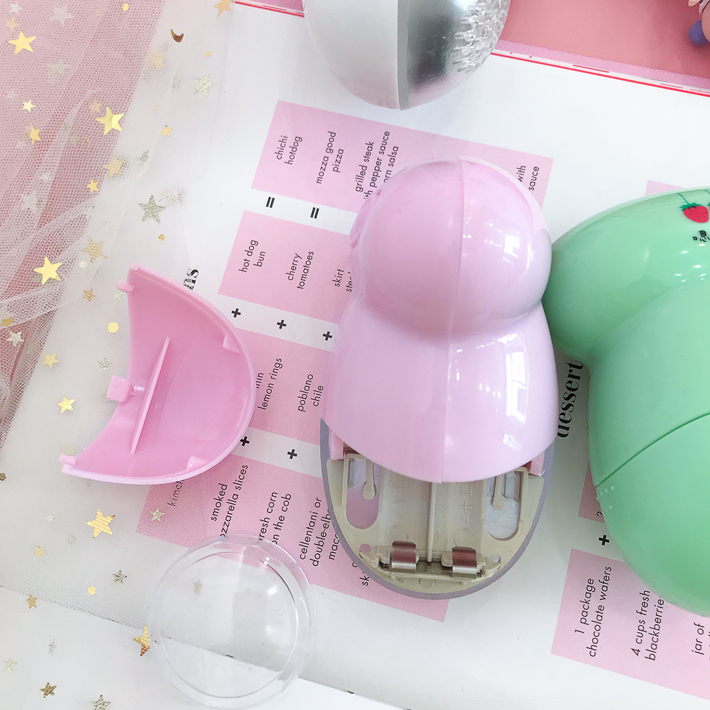 Áo len cào hộ gia đình xách tay nhỏ gọn quần áo vật dụng tẩy lông review máy cắt lông xù