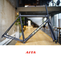 (Show) FESTKA Scalatore ) Carbon Gold