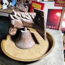 In the late Republic of China there is a horse-headed iron wall-mounted bell for school attendance and finishing complete old patina jingling bell