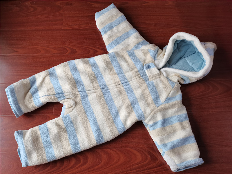 Japan foreign trade original single winter baby men and women baby fleece clip thin cotton baby jumpsuit hooded side open