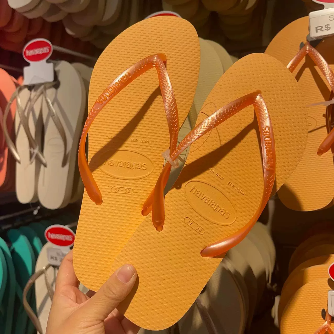 Бразильские шлепанцы havaianas Havana, классические, узкие женские, Victoria's Secret, розовый однотонный цвет, тонкий ремешок, нескользящие сандалии и тапочки