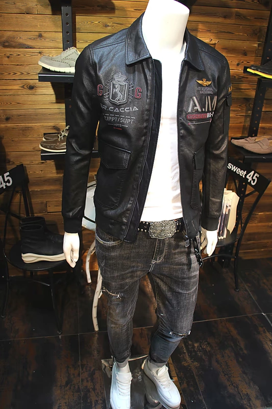 Áo khoác da mùa thu phổ biến 2019 Huy hiệu mới Xe máy Leather Slim Casual Áo khoác da ngắn - Quần áo lông thú