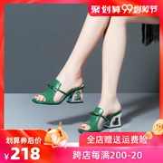 Giày sandal đế cá màu cam mới và dép thời trang cao gót màu sắc phù hợp dày với một từ kéo bên ngoài mang dép da cỡ lớn - Dép