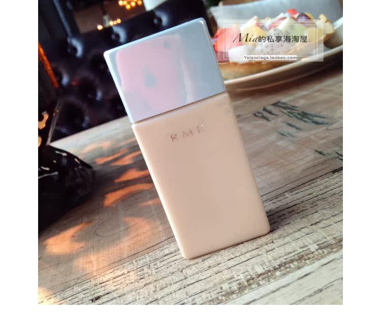Kem nền dạng lỏng của RMK Chai mới vuông Chai tròn / lụa mỏng / Kem chống nắng UV kem nền dạng lỏng Kem che khuyết điểm - Nền tảng chất lỏng / Stick Foundation kem trang điểm