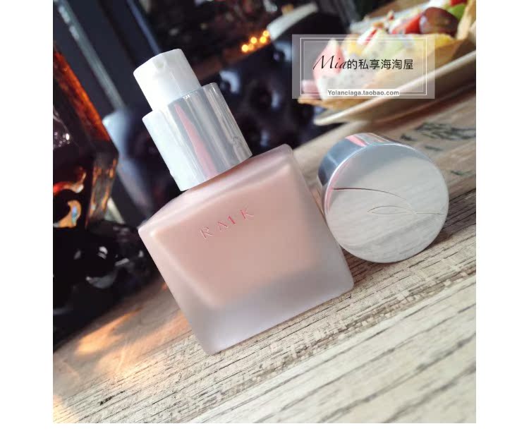Kem nền dạng lỏng của RMK Chai mới vuông Chai tròn / lụa mỏng / Kem chống nắng UV kem nền dạng lỏng Kem che khuyết điểm - Nền tảng chất lỏng / Stick Foundation kem trang điểm