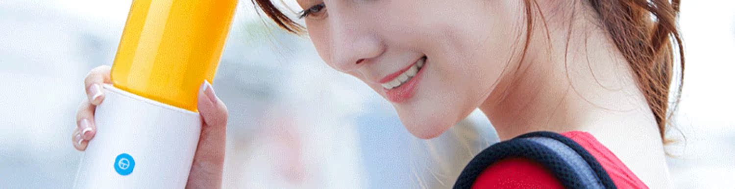 máy xay cầm tay braun HAP Han gửi máy ép trái cây mini cầm tay nhỏ gia đình máy ép trái cây không dây điện đa chức năng - Máy ép trái cây may xay sinh to cam tay