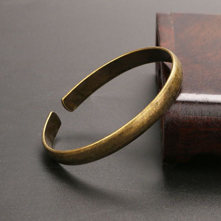 Vintage Brass Bracelet for Women, Gift Open Cuff Bracelet, Antique Copper Pure Copper Bracelet, Ethnic Style Creative Dongguan Design Vintage Brass Bracelet for Women, Gift Open Cuff Bracelet, Antique Copper Pure Copper Bracelet, Ethnic Style Creative Dongguan Design