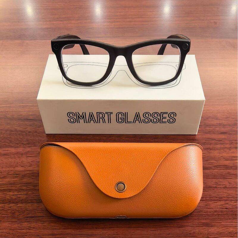 Mt5 Ultra Smart Glasses with 8 Million Pixels for Photography, Ai Real-Time Translation, Music, Bluetooth Calling, and Charging Case Mt5 Ultra Smart Glasses with 8 Million Pixels for Photography, Ai Real-Time Translation, Music, Bluetooth Calling, and Charging Case