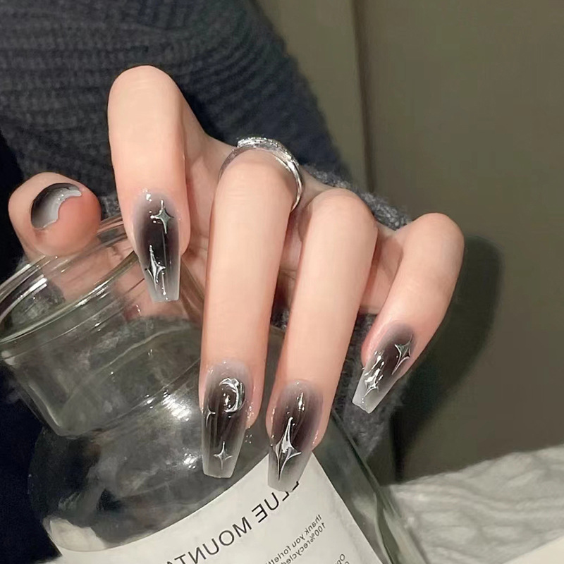 Dark Sexy Girl Wears Nails ins Style with Gradient Silver Moon and Star Nail Art, Fake Nails, Medium-Length Ballet Nails