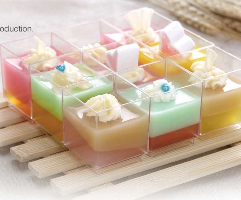 Square fruit cube cup small box mousse cup pudding cup yogurt cup wood bran cup nine grid box 10