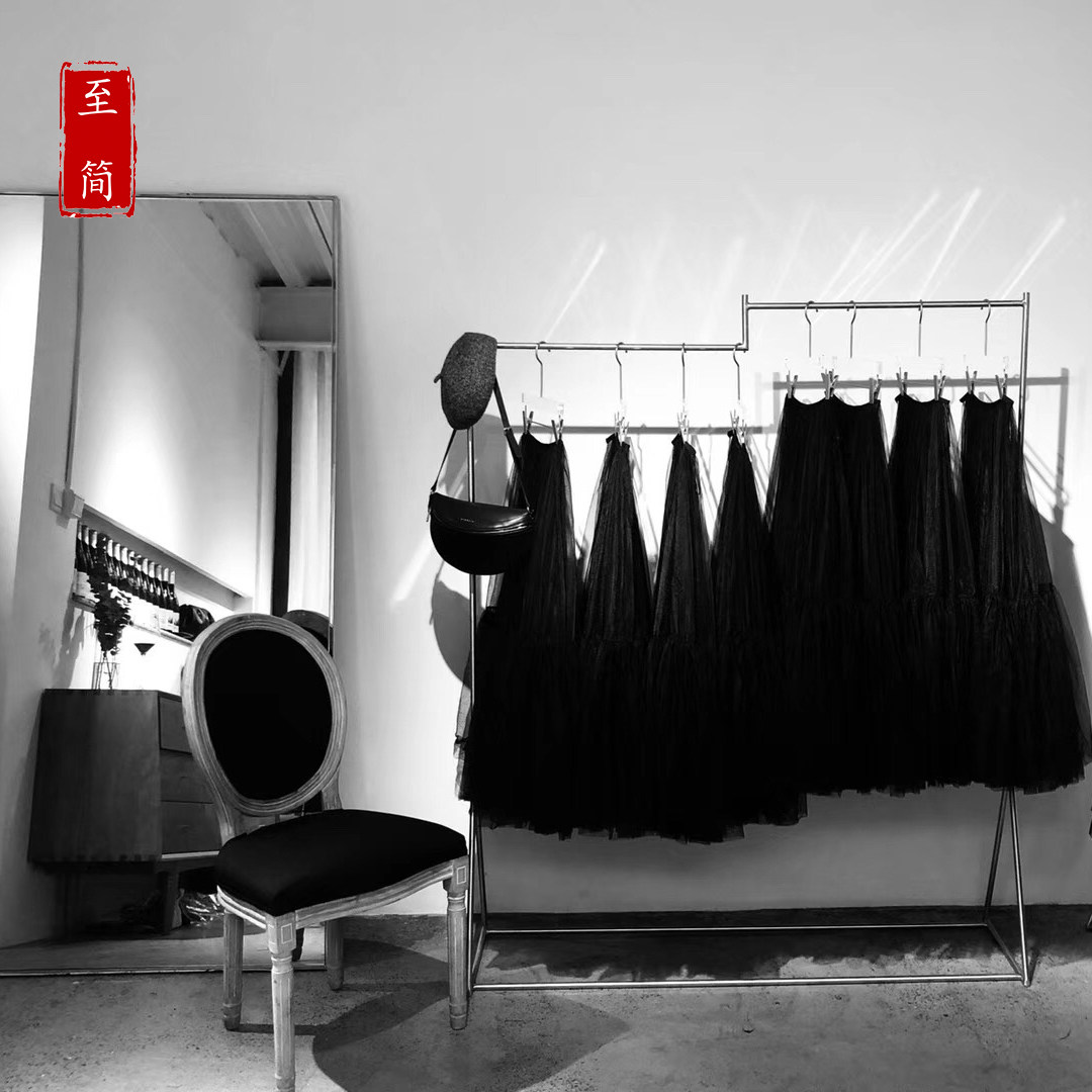 Clothing store display rack Women's store Solid stainless steel Nakajima floor-standing hanger Silver gold simple shelf