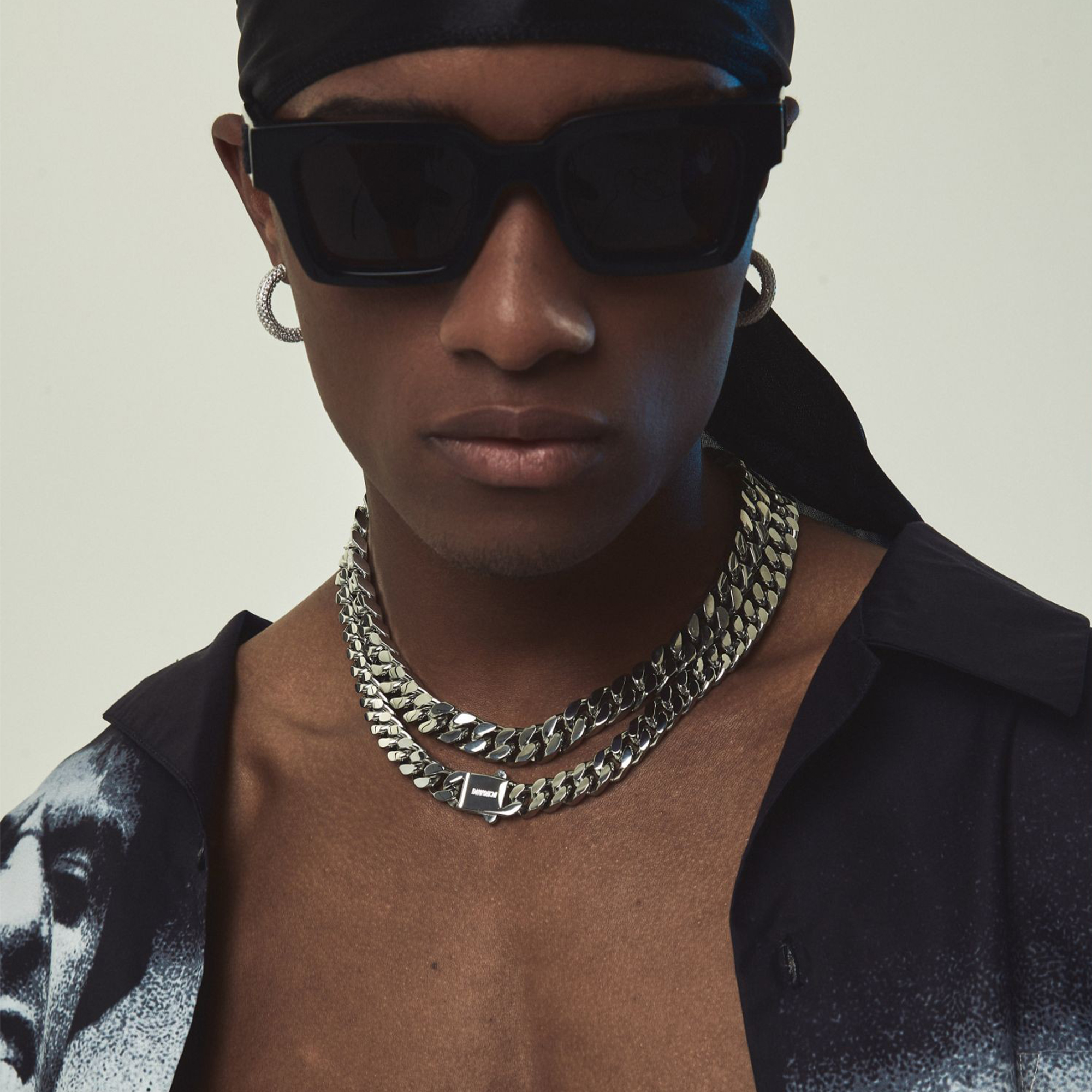 Titanium steel three-dimensional Cuban necklace cuban silver men's hip-hop trend Europe and the United States does not fade cutting spot