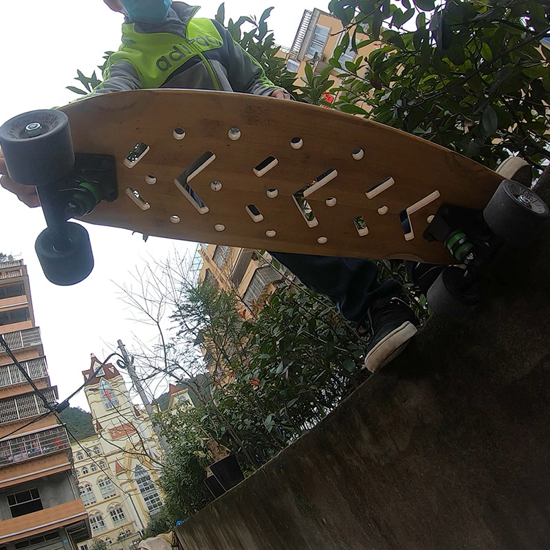 anyway Xiaoyanzi big fish plate road brush street surrogates with new hand pipi skateboard land surfboard hollowed-out